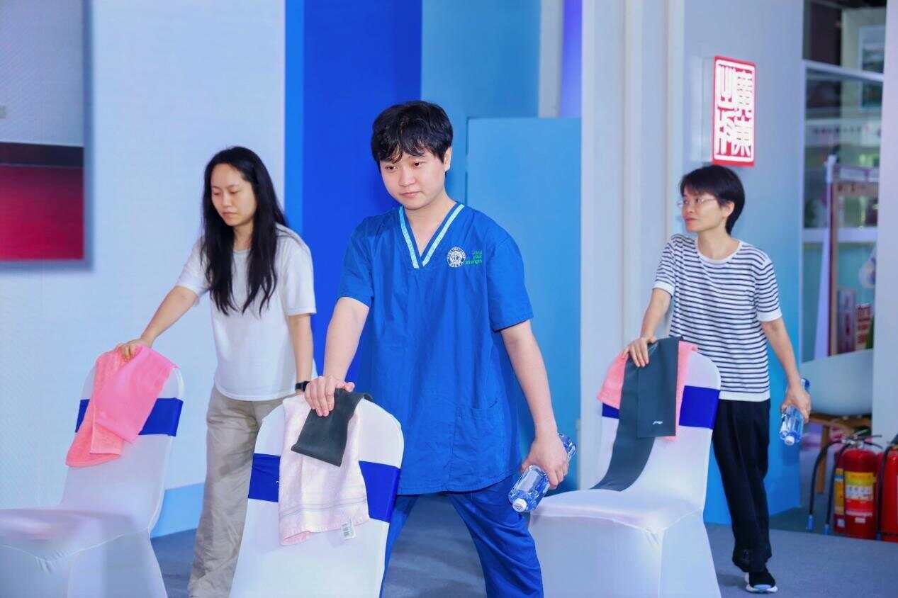 助力健康湾区，康复医学科专家讲解肩膝“通关密码”| 书香精品-第4张图片